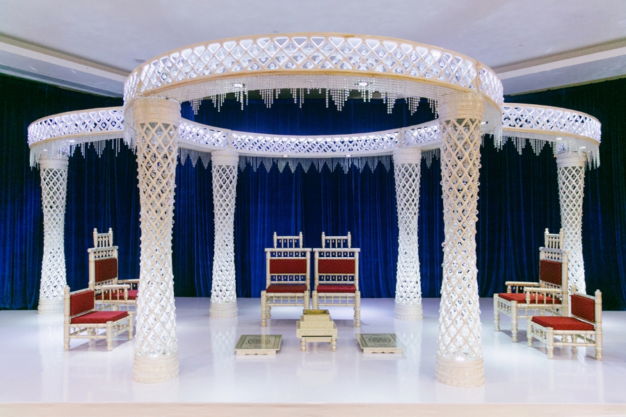 More information about "Indian Wedding Ceremony Decor Inspiration by Grupo Gama"