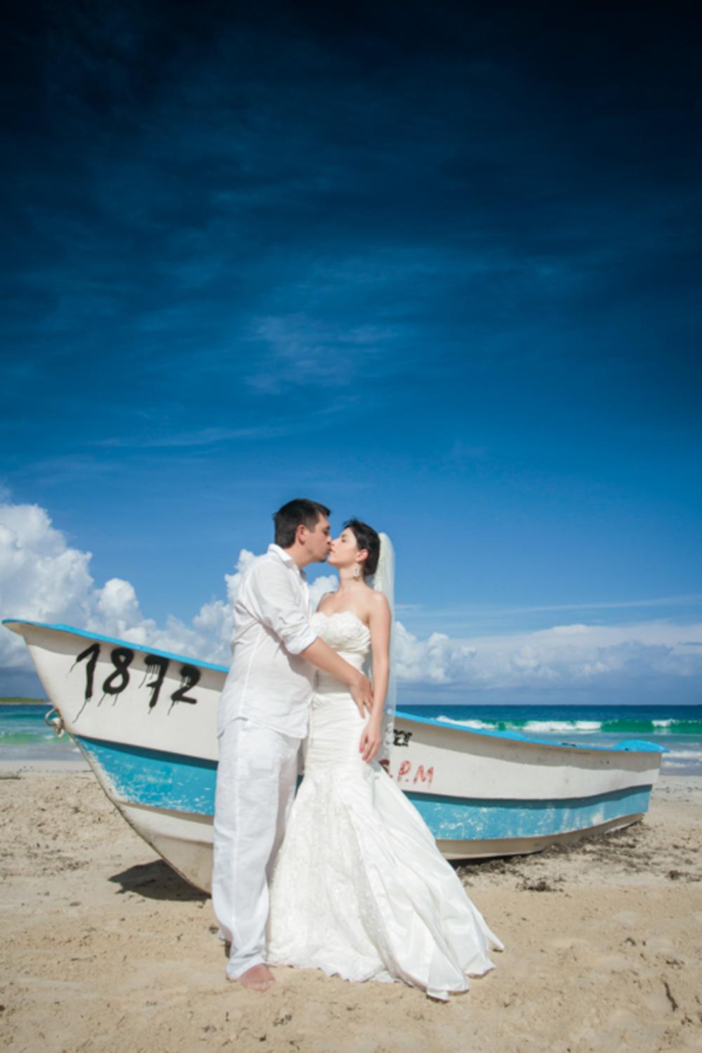 Honeymoon Beach Photosession in Dominican Republic