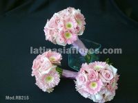 pink roses and pink mini gerbera daisies bridal bouquet