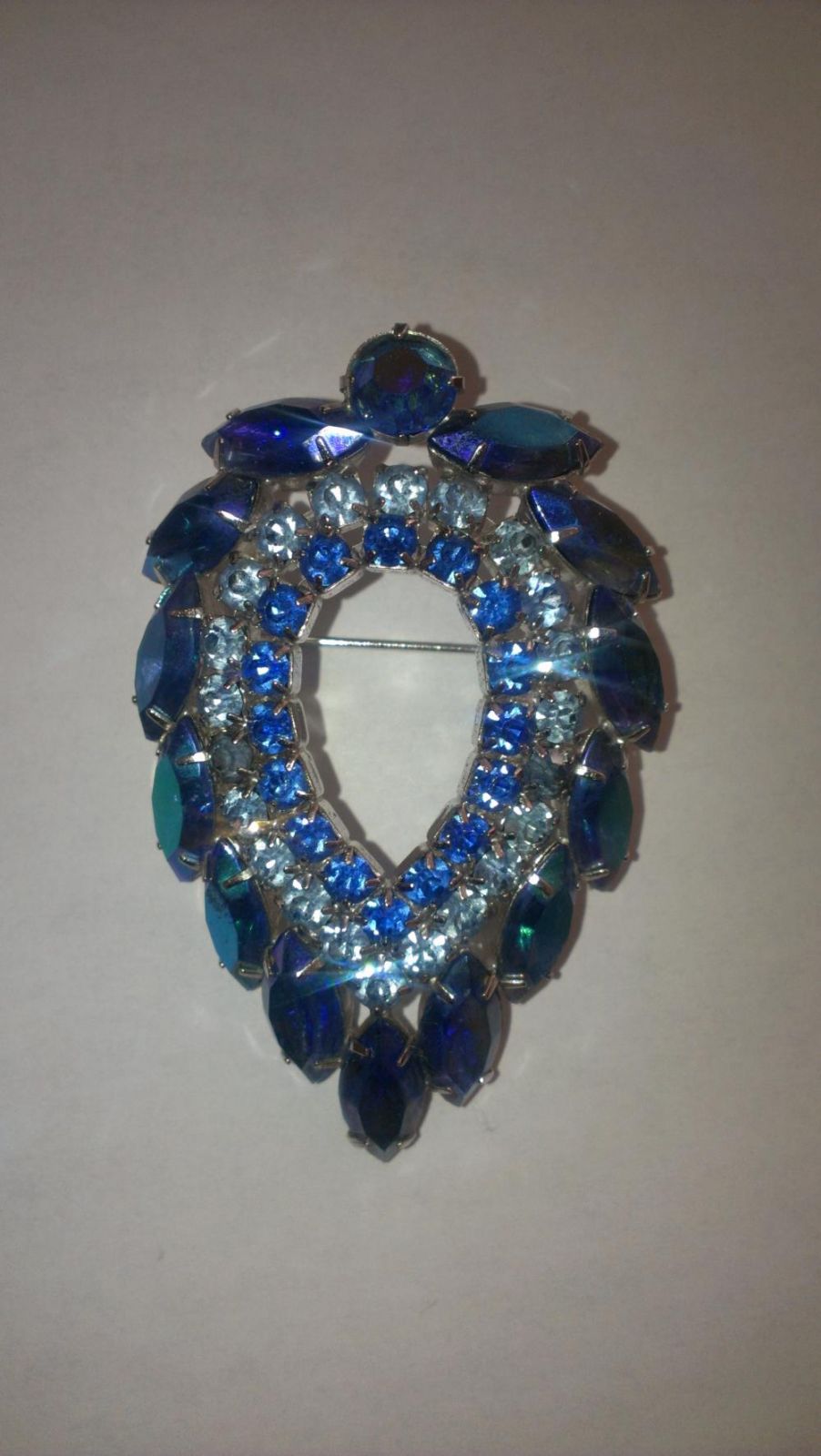 Blue Brooches for bouquet - 4 