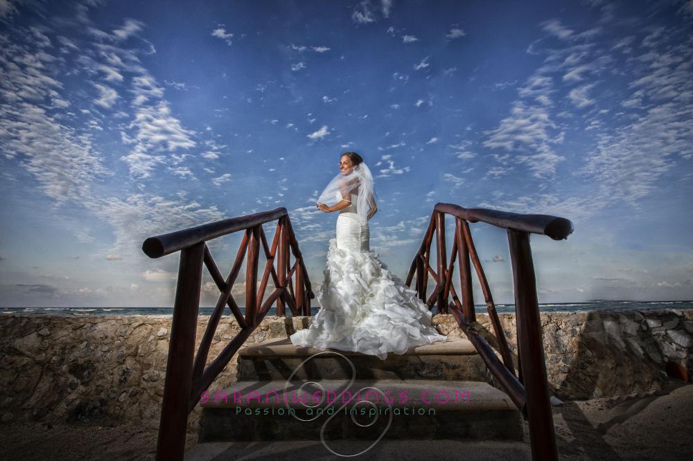 Cancun Destination Weddings
Photography by Sarani E
Sarani Weddings