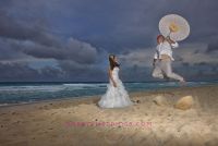 Cancun Wedding Photography I By Sarani
Sarani Weddings