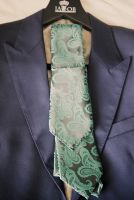 The groomsmen's suit and ties