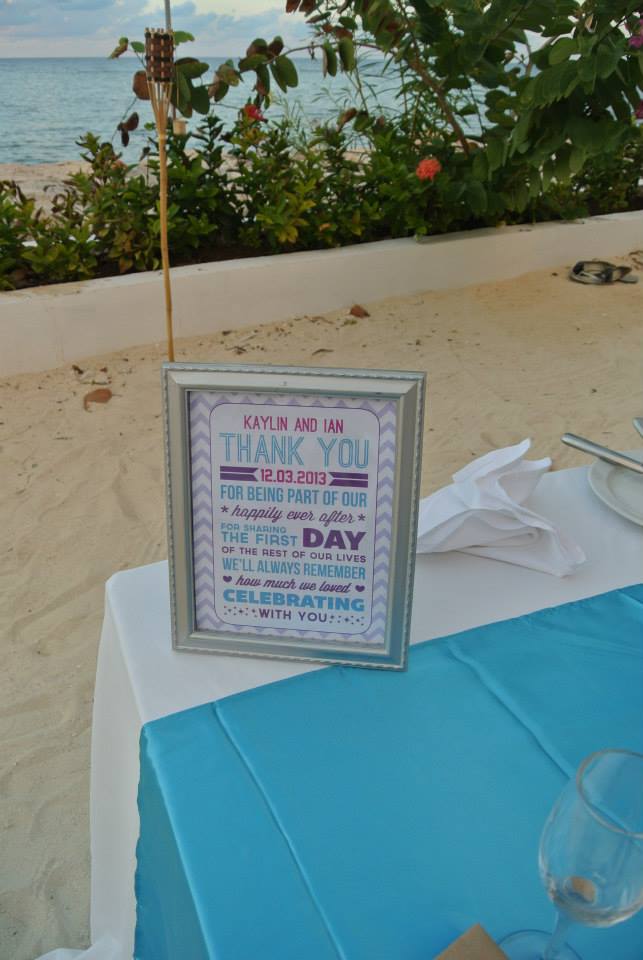thank you sign on cake table