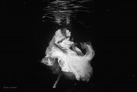 Christine John   Underwater cenote trash The dress Photography   LuckiePhotography 1 2