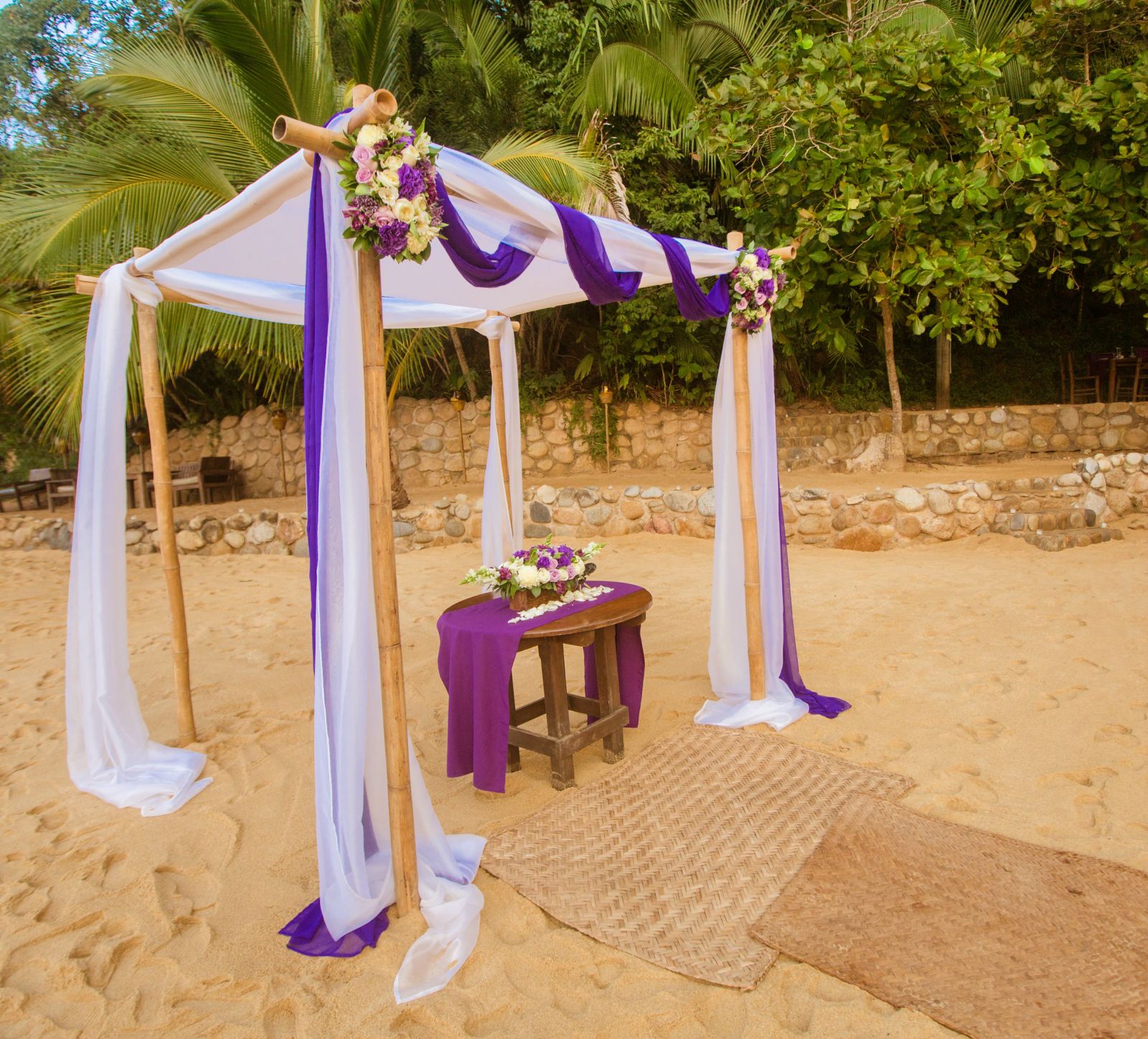 Purple chuppah decoration