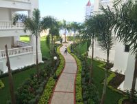 GBP Luxury Walkway to Pool