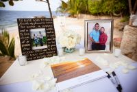 Beautiful welcome table decor