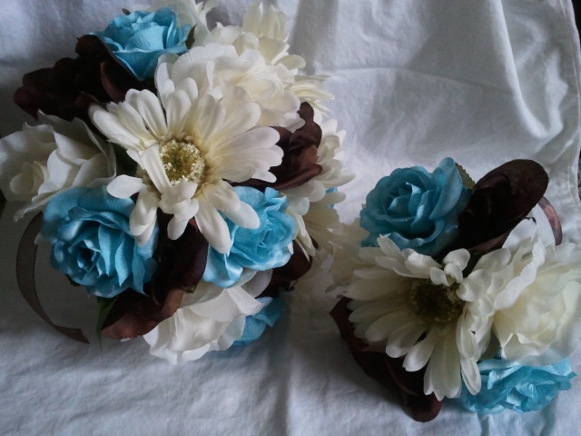 Budget-Bride silk flowers: blue & brown