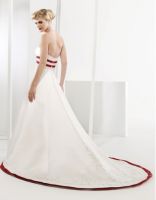 www.vipweddinggowns.com