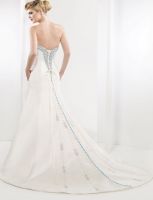 www.vipweddinggowns.com