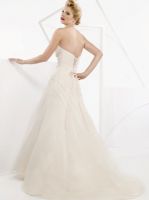 www.vipweddinggowns.com