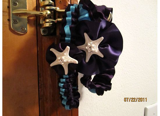 Brand New, Never Used Turquoise & Purple Starfish Garter SET!