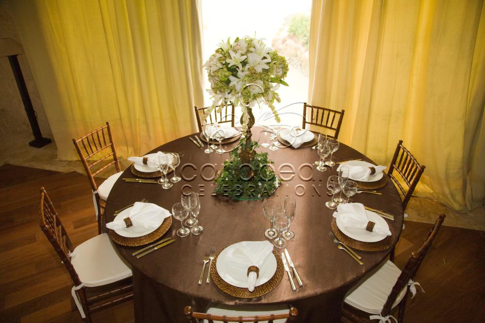 Brown tafeta tablecloth