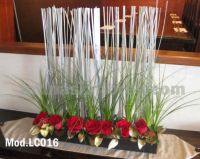 red roses wedding centerpiece