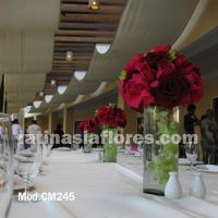 fyusha roses and red roses with green dendrobium orchids wedding centerpiece