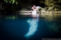 Trash The Dress - Underwater Photography Photos In Cancun 

http://www.photosincancun.com