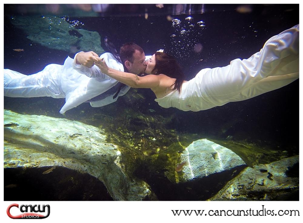 Trash the Dress Session at a Cenote