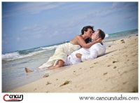 Trash the Dress Session at the beach