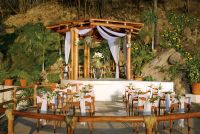 www.crystalwaterweddings.com Experienced travel agents who strongly value providing first class service and have a deep passion for destination weddings.  Dreams Huatulco Resort & Spa.  The elegant wedding gazebo at Dreams Huatulco features stunning ocean