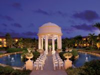 www.crystalwaterweddings.com Experienced travel agents who strongly value providing first class service and have a deep passion for destination weddings.  Dreams Punta Cana Resort & Spa.   A nighttime shot of the wedding gazebo at Dreams Punta Cana.