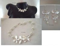 orchid pearl necklace.jpg