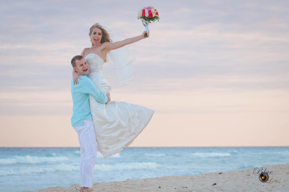 Wonderful wedding at the Grand Oasis Cancun