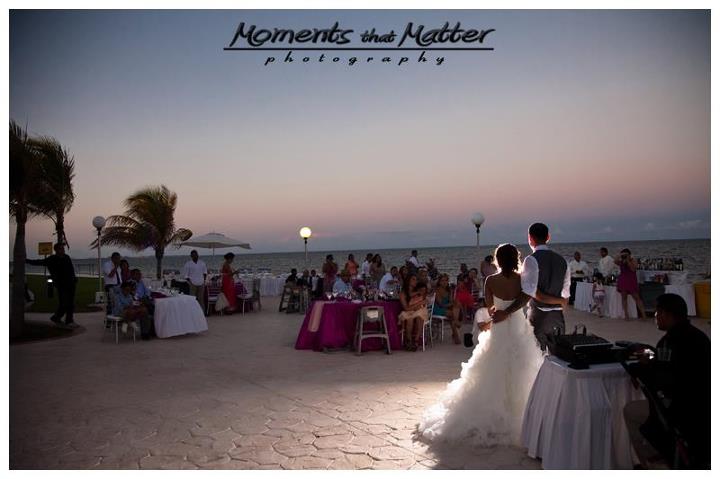 Has anyone gotten married at Moon Palace Resort and Golf Spa in Cancun?!