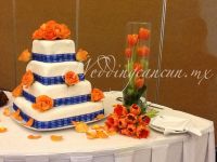 flower decor for your wedding cake